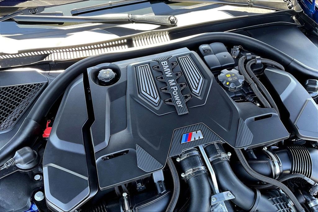 Used 2025 BMW M8 Competition AWD/4WD image 29