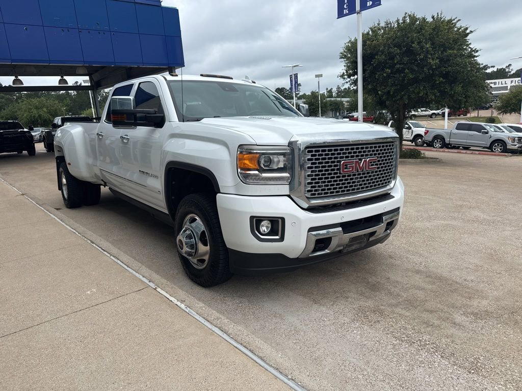 Used 2015 GMC Sierra 3500 Denali w/ Duramax Plus Package AWD/4WD image 2
