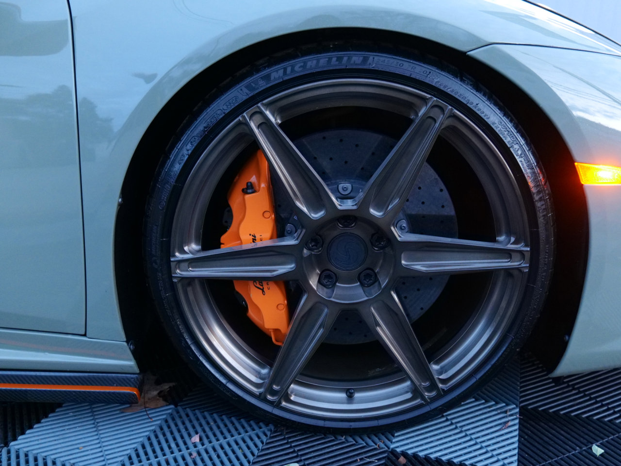 Used 2015 Lamborghini Huracan LP 610-4 image 84