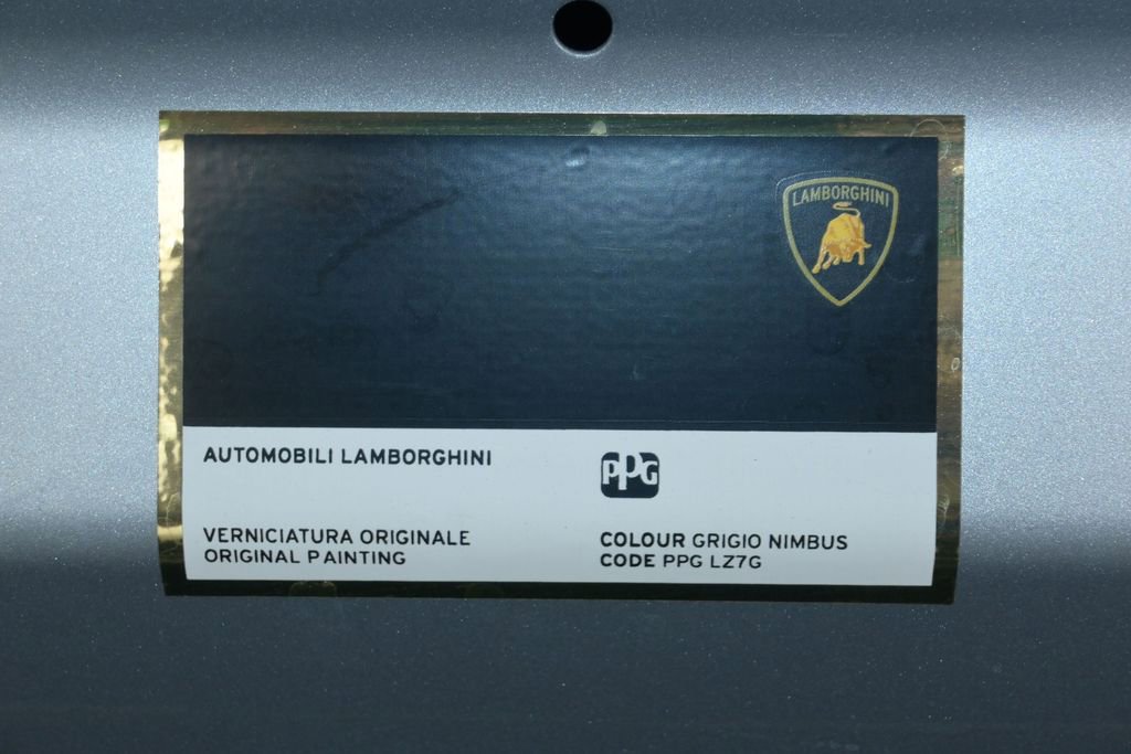 Used 2023 Lamborghini Huracan EVO RWD image 23