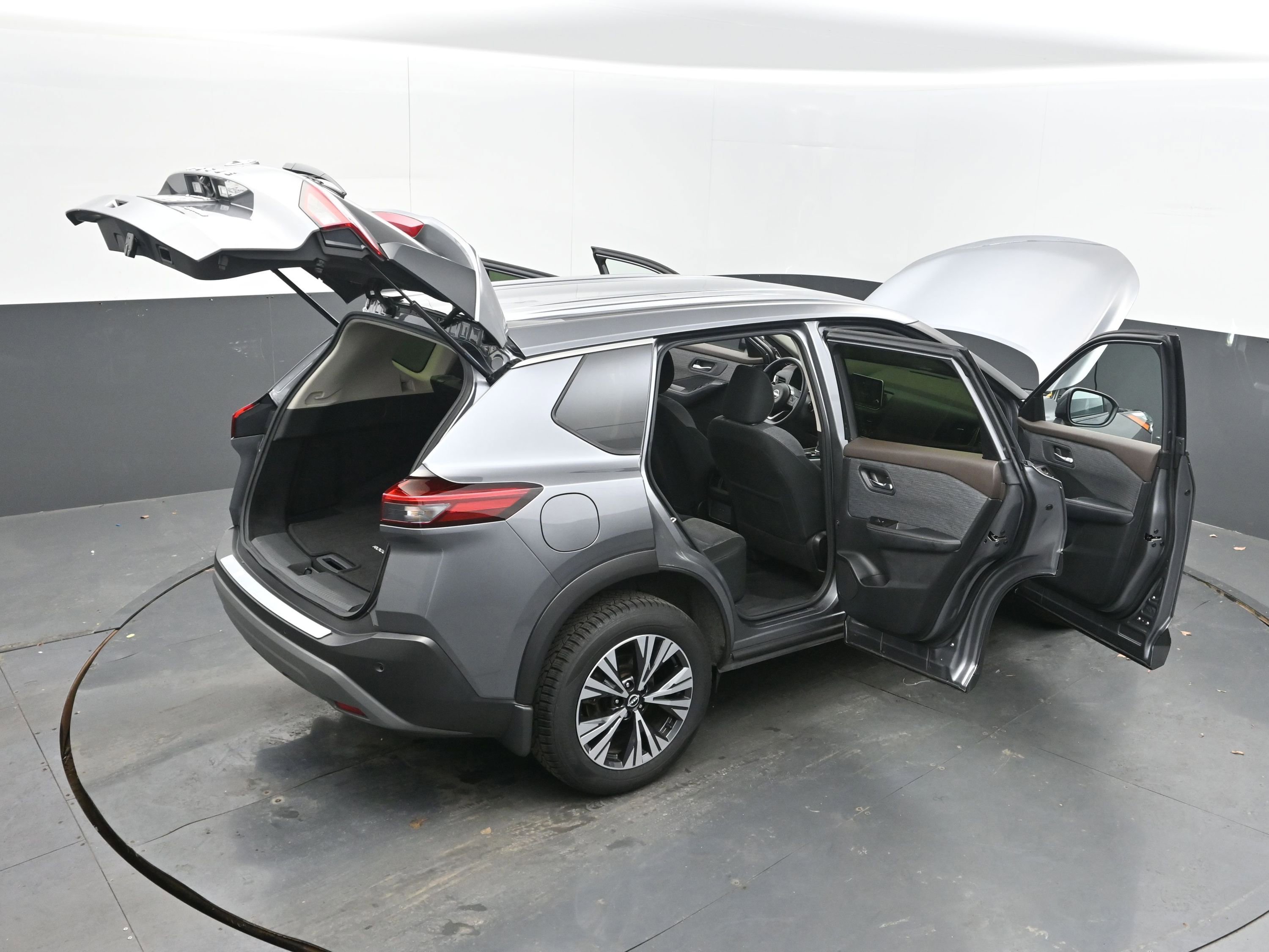 Certified 2023 Nissan Rogue SV image 43