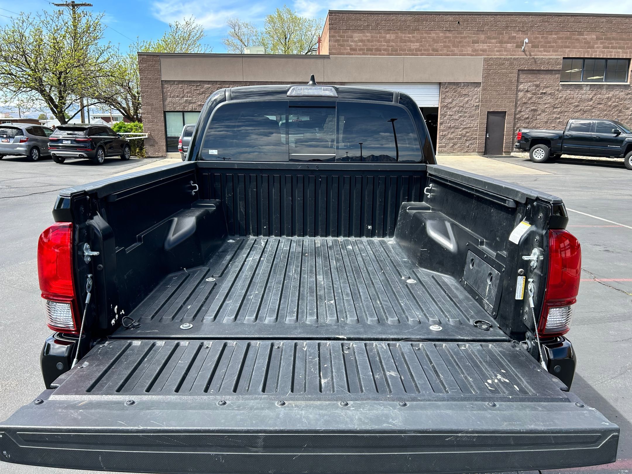 Certified 2023 Toyota Tacoma SR5 image 25