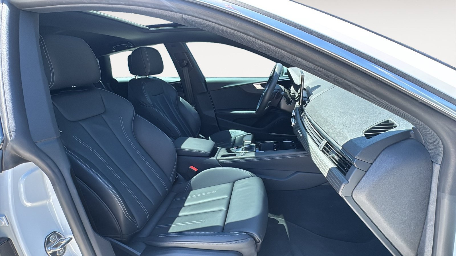 Used 2024 Audi A5 2.0T Prestige AWD/4WD image 32