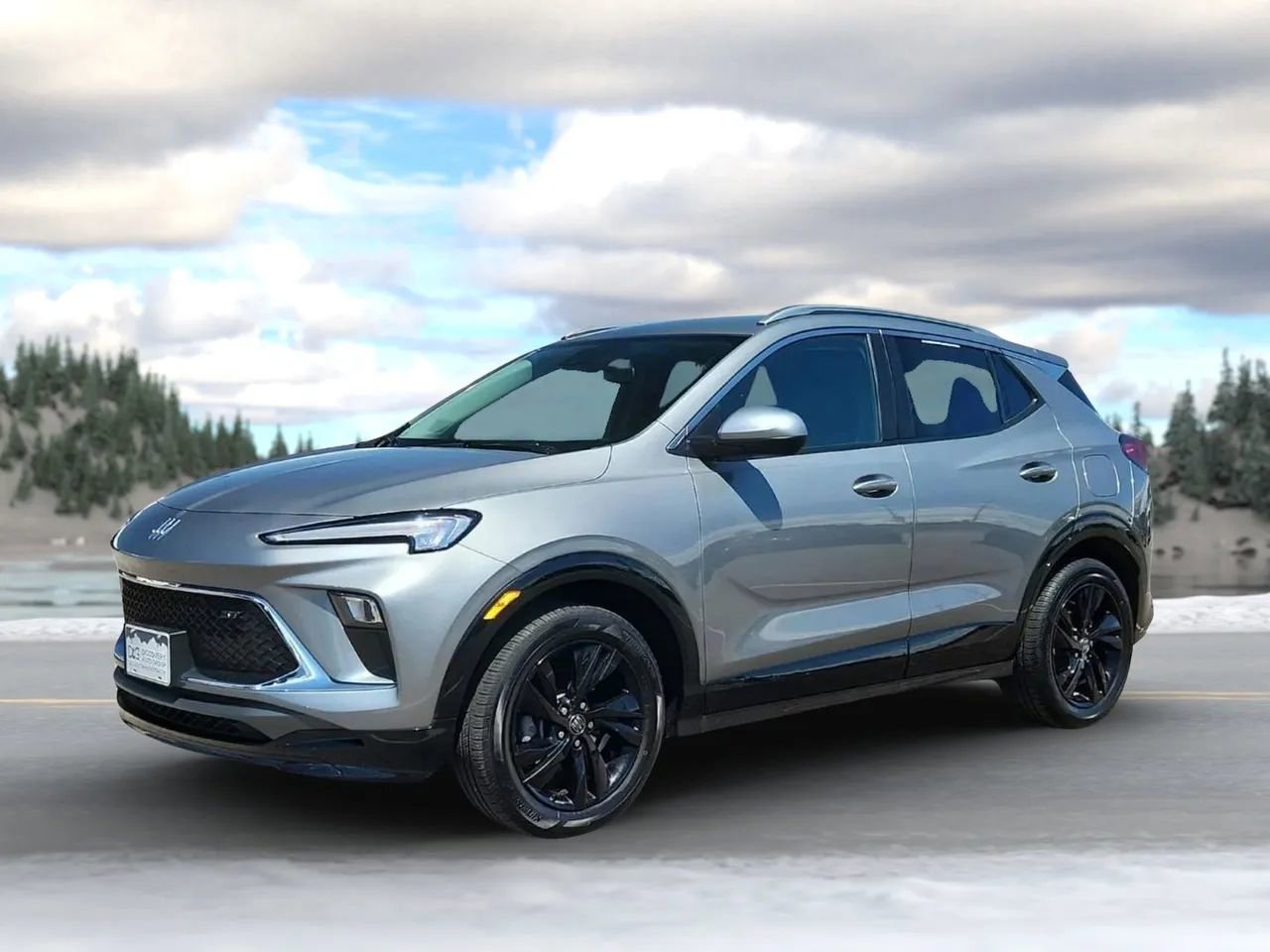 Used 2024 Buick Encore GX Sport Touring image 1