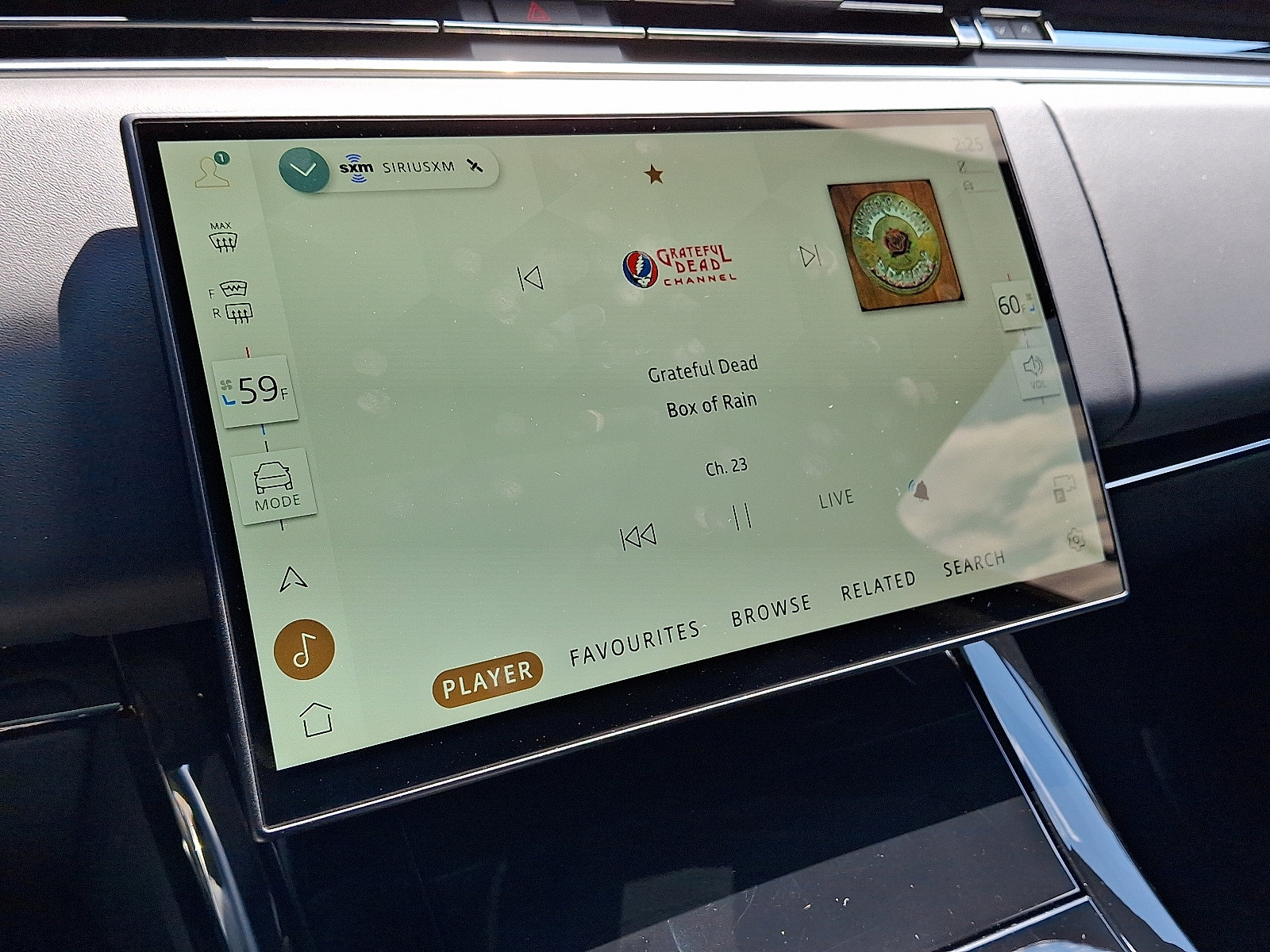 Used 2025 Land Rover Range Rover Sport SE image 19