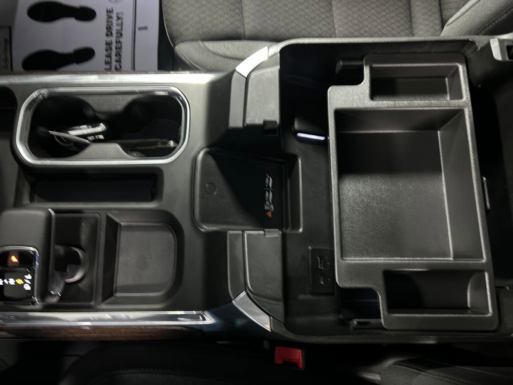 Used 2025 GMC Sierra 1500 Elevation w/ LPO, Elevation Black Package image 21