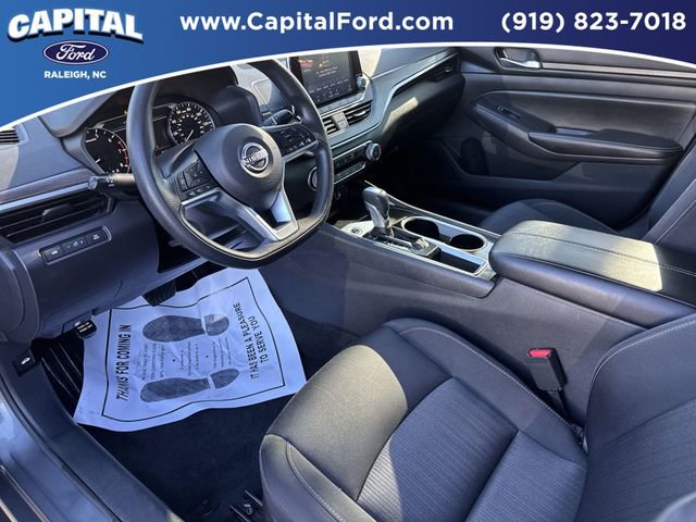 Used 2024 Nissan Altima 2.5 SV image 18
