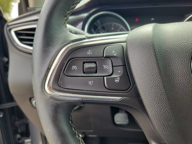 Used 2022 Buick Encore GX Essence w/ Experience Buick Package FWD image 21