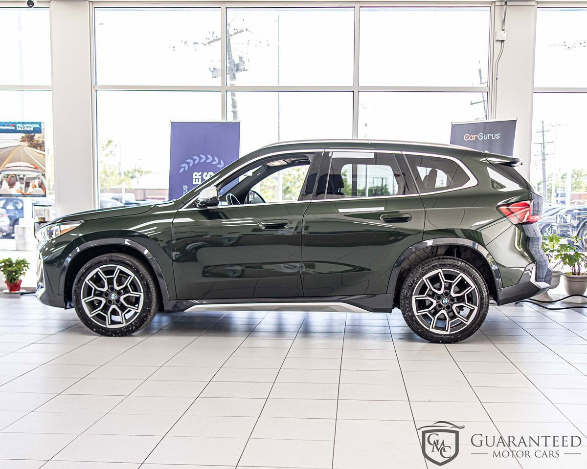 Used 2023 BMW X1 xDrive28i w/ Premium Package AWD/4WD image 6