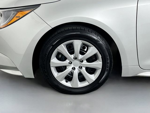 Used 2024 Toyota Corolla LE FWD image 24