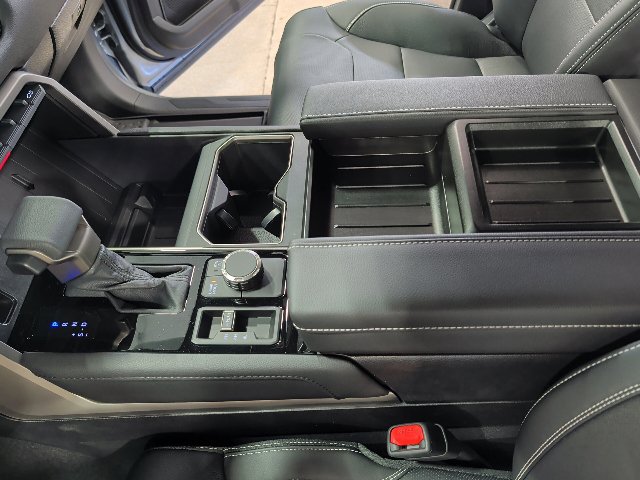New 2026 Toyota Tundra Limited AWD/4WD image 25