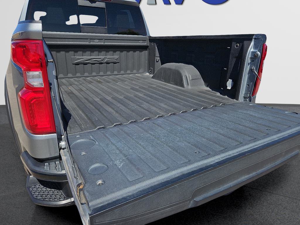 Used 2024 Chevrolet Silverado 1500 ZR2 w/ Technology Package AWD/4WD image 9