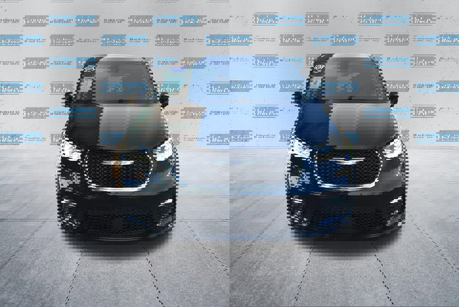 Used 2024 Chrysler Pacifica Touring-L image 2