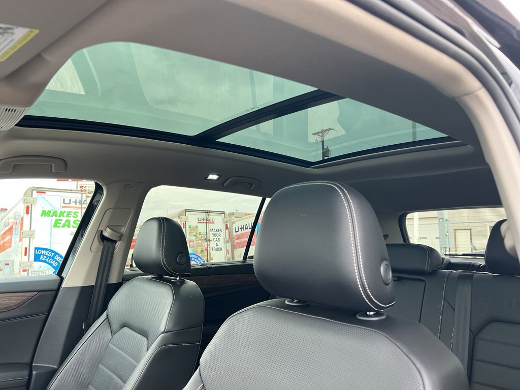 Used 2024 Volkswagen Atlas SEL image 35