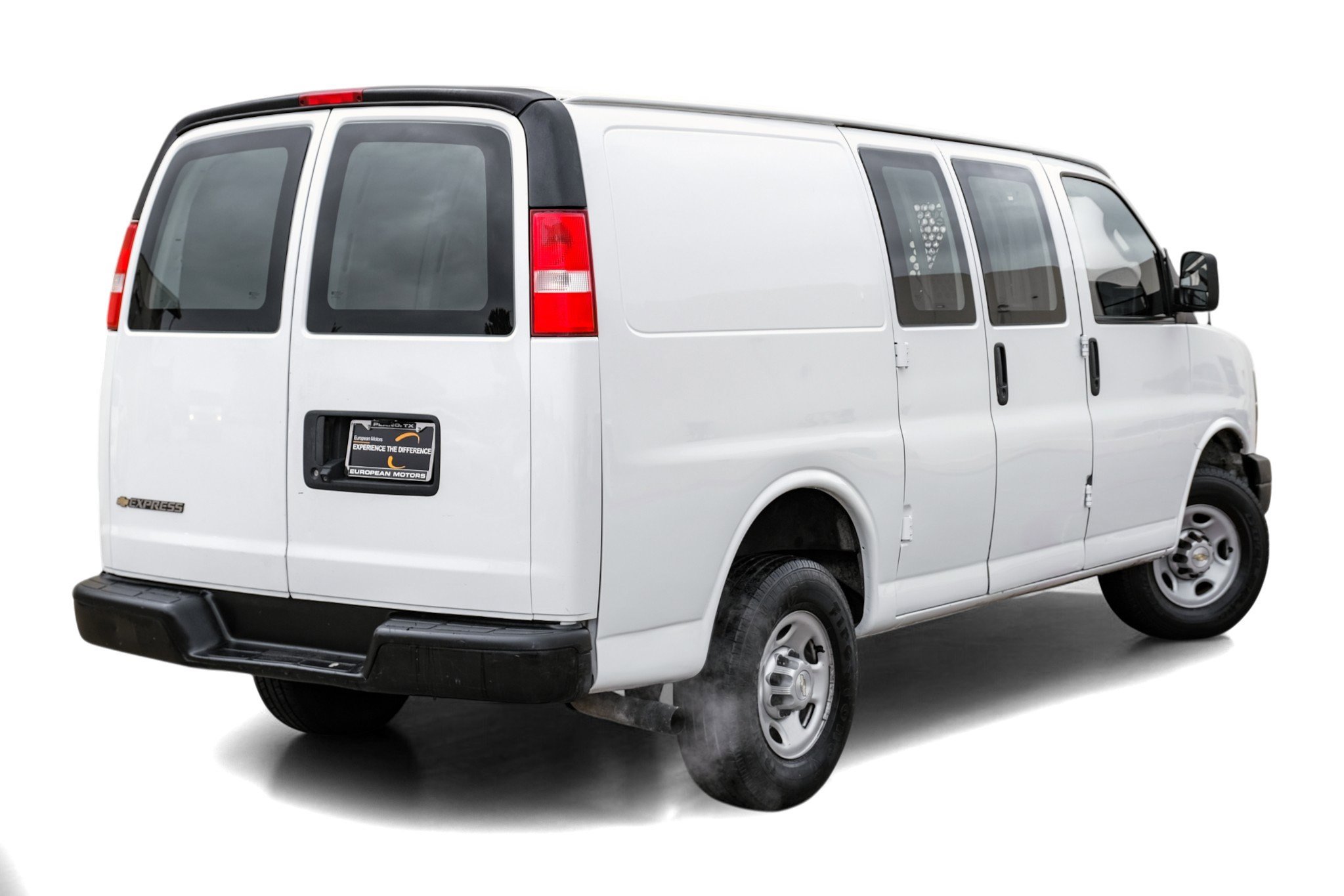Used 2021 Chevrolet Express 2500 w/ Driver Convenience Package image 7
