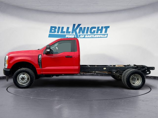Used 2023 Ford F350 XL image 2