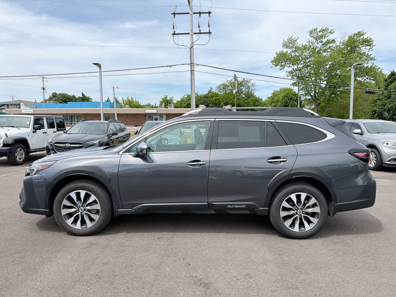Certified 2025 Subaru Outback Touring XT w/ Popular Package #2 AWD/4WD image 10