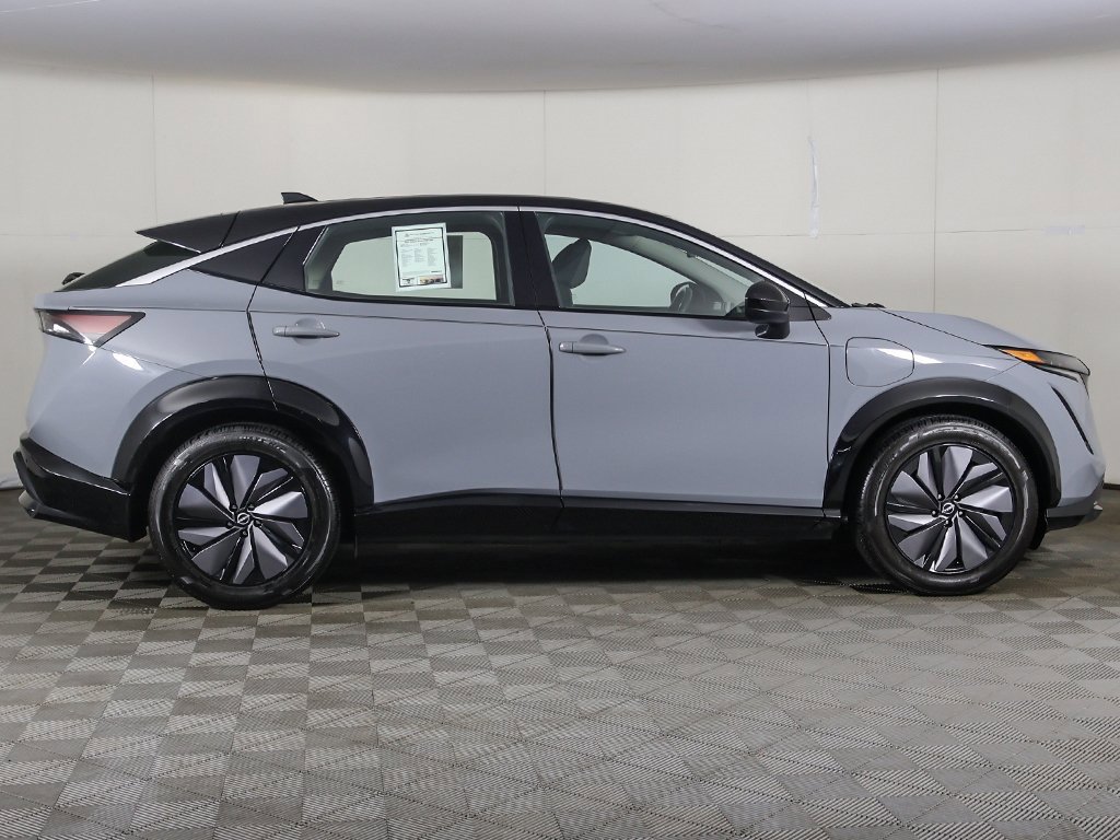 Used 2023 Nissan Ariya FWD image 17