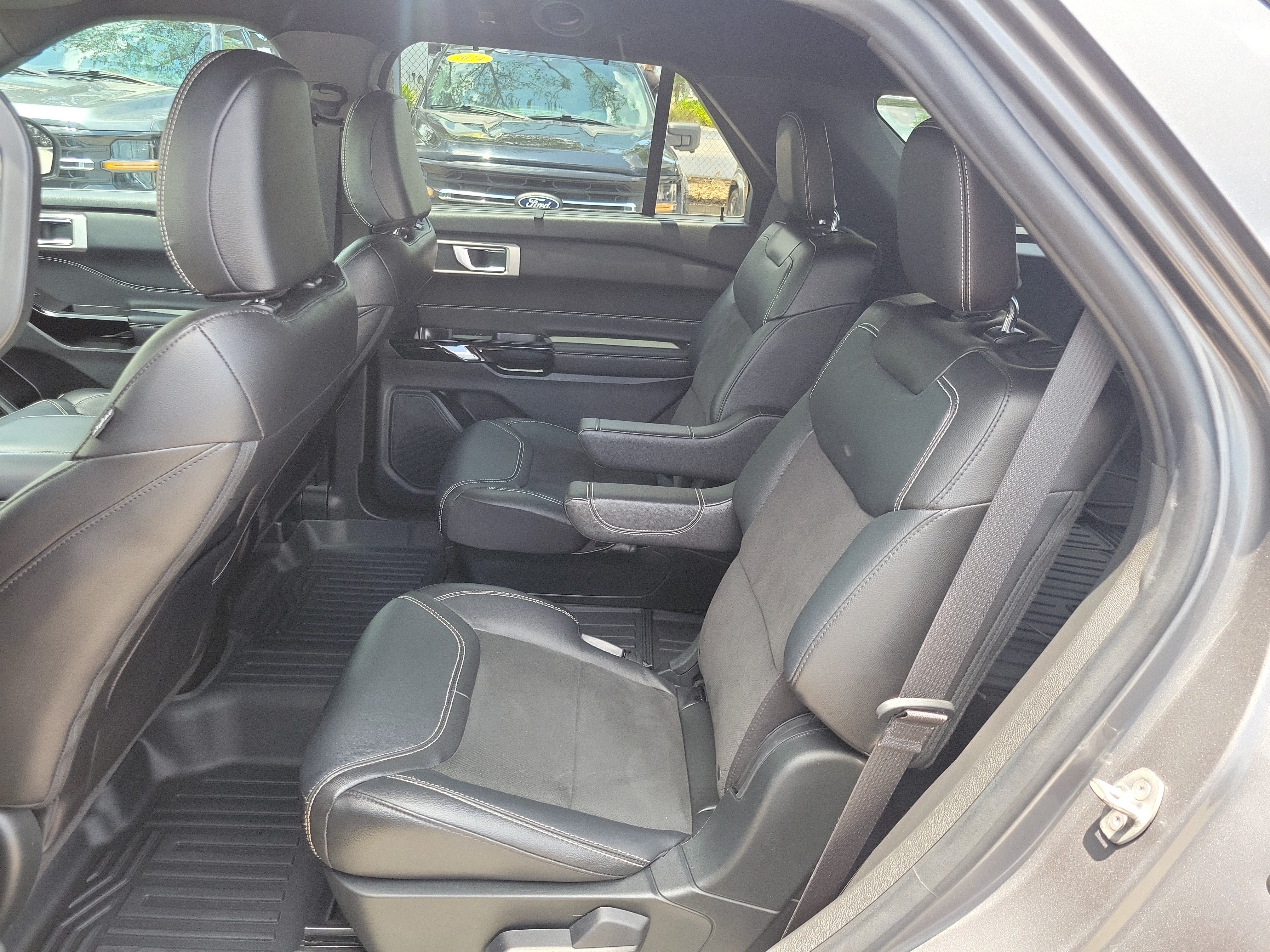 Used 2022 Ford Explorer ST w/ ST Street Pack RWD image 15