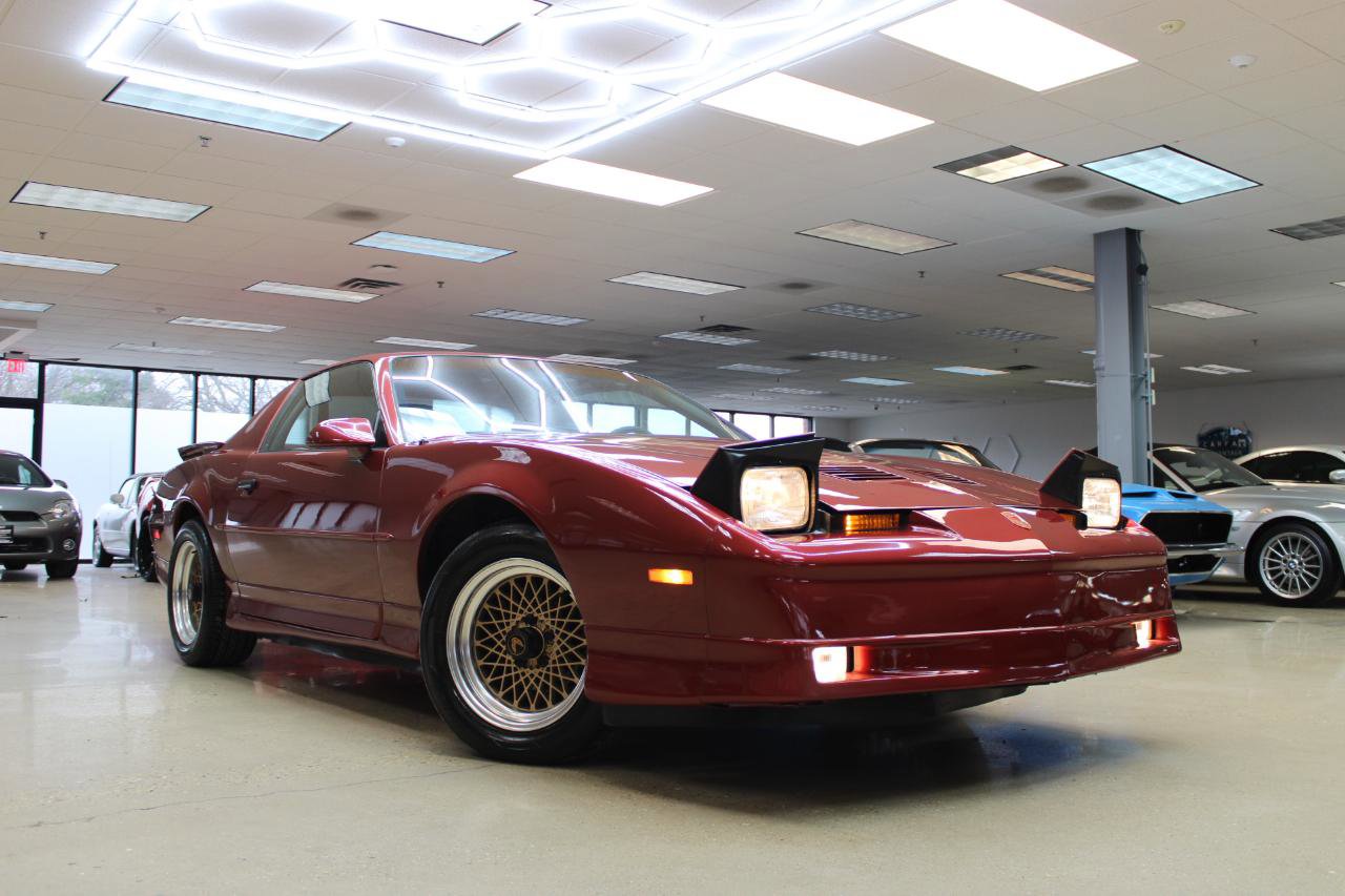Used 1987 Pontiac Firebird Trans Am image 3