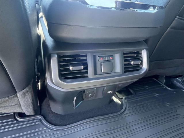 Used 2024 Ford F150 Lariat w/ Equipment Group 502A High AWD/4WD image 14