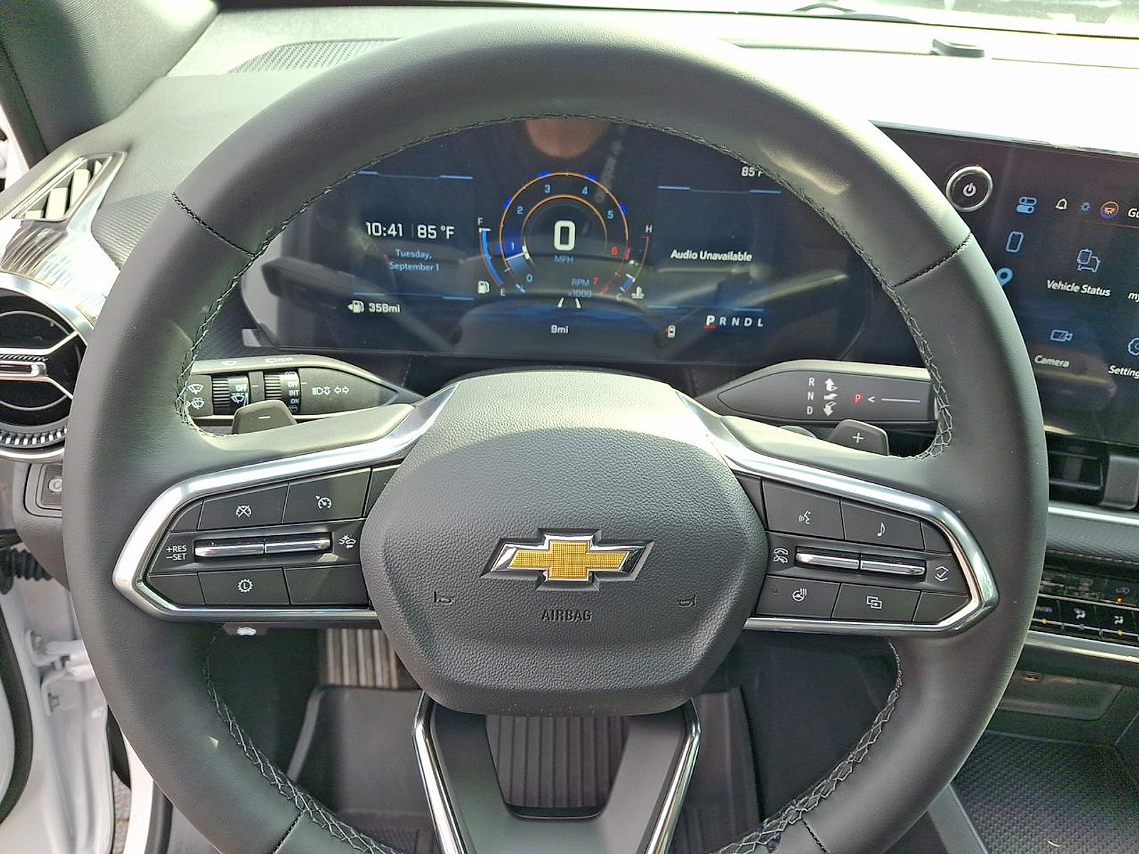 New 2027 Chevrolet Equinox LT w/ LPO, Floor Liner Package FWD image 17