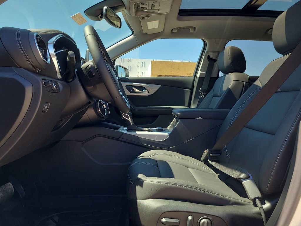New 2026 Chevrolet Blazer LT w/ LPO, Floor Liner Package FWD image 20