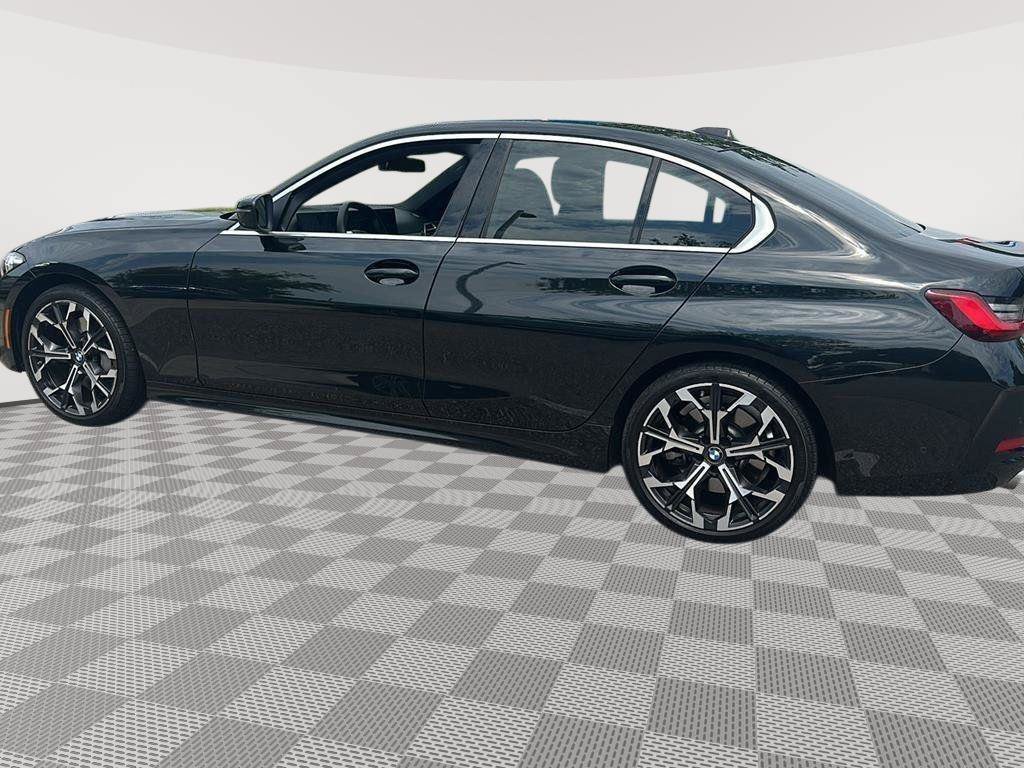 Used 2025 BMW 330i Sedan w/ Premium Package RWD image 2