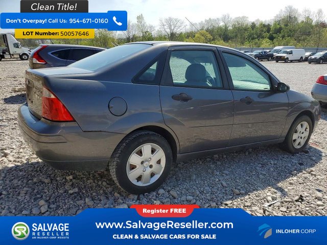Used 2006 Ford Focus ZX4 Sedan FWD image 4