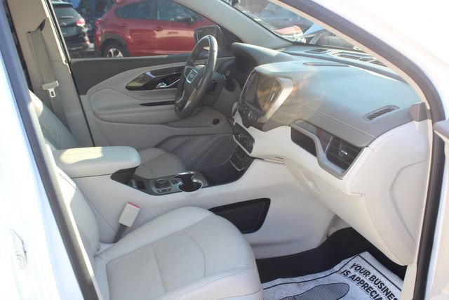 Used 2020 GMC Terrain Denali w/ LPO, Floor Liner Package FWD image 30