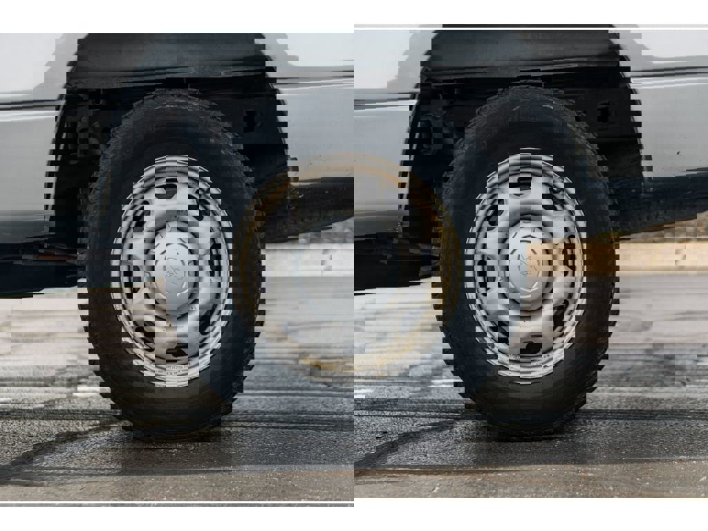 Used 2011 Ford F150 XL w/ XL Plus Pkg image 5