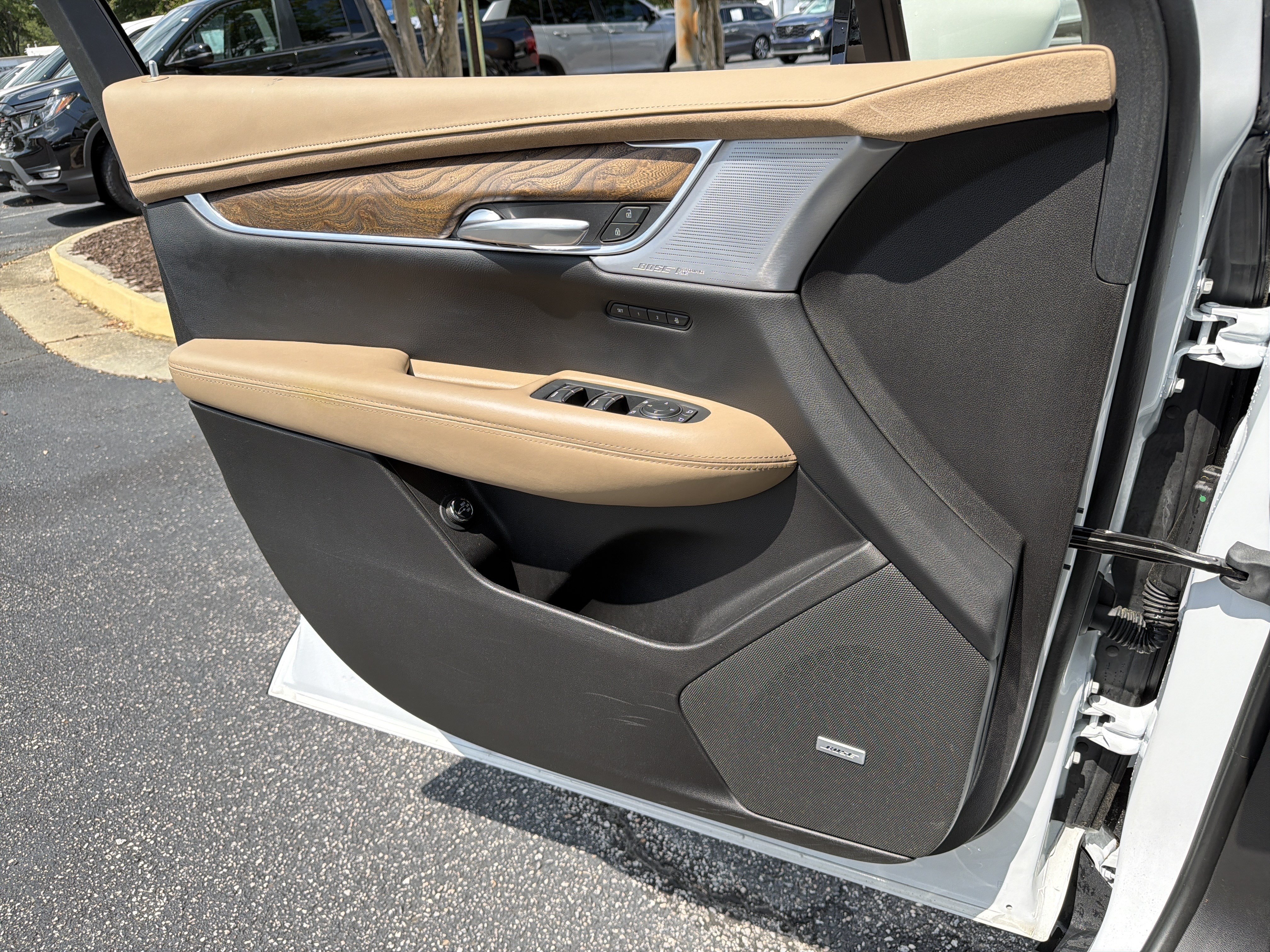 Used 2024 Cadillac XT5 Sportv w/ Platinum Package AWD/4WD image 14