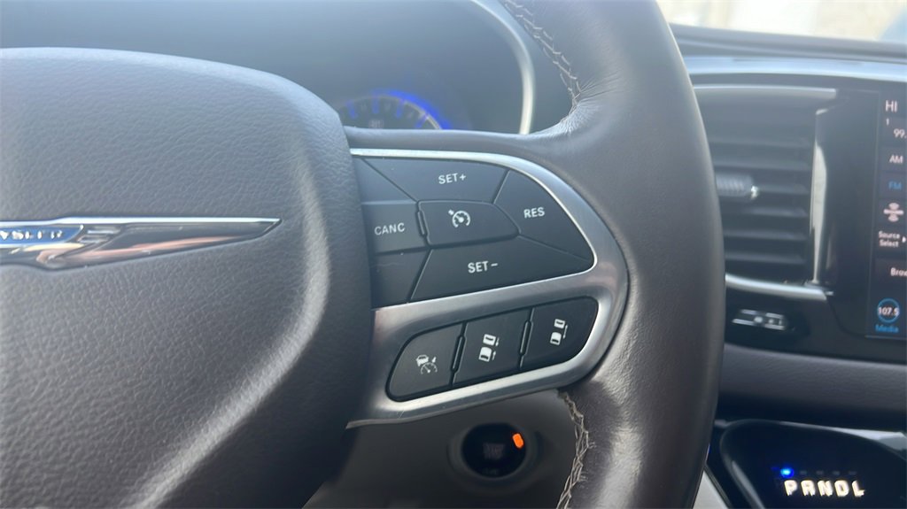 Used 2020 Chrysler Pacifica Touring-L Plus w/ Advanced Safetytec Group image 27