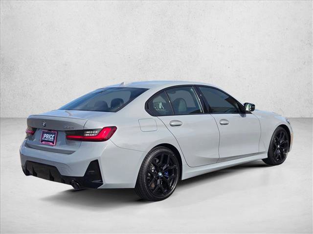 Used 2025 BMW 330i Sedan w/ M Sport Package image 5