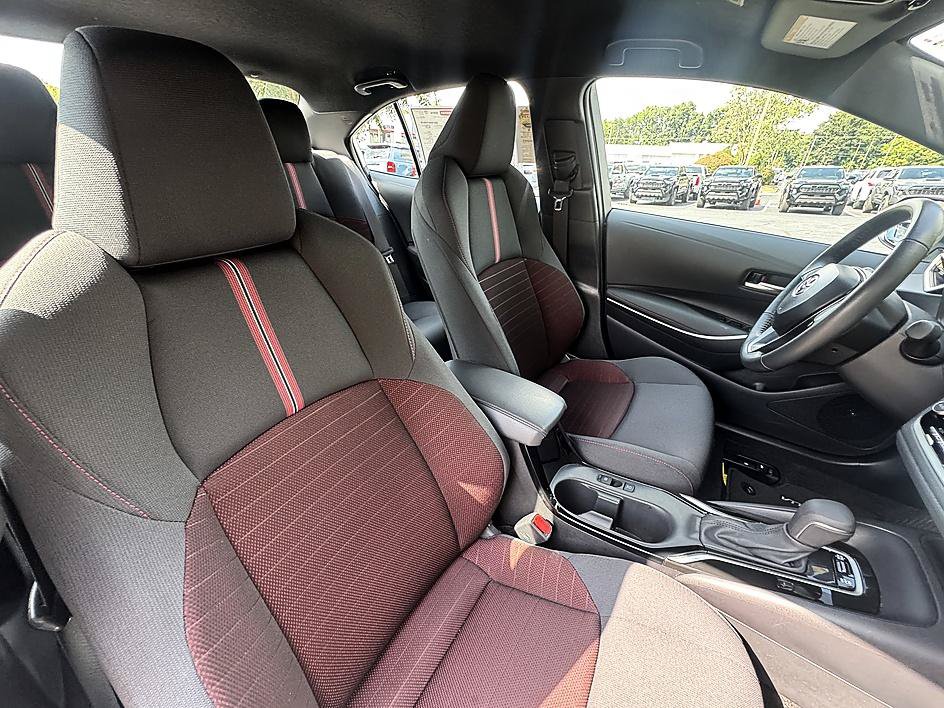 Certified 2025 Toyota Corolla SE FWD image 20