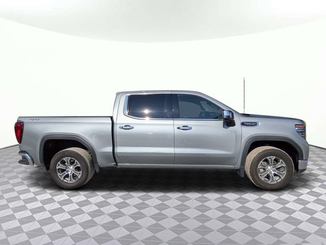 Used 2025 GMC Sierra 1500 SLT AWD/4WD image 3