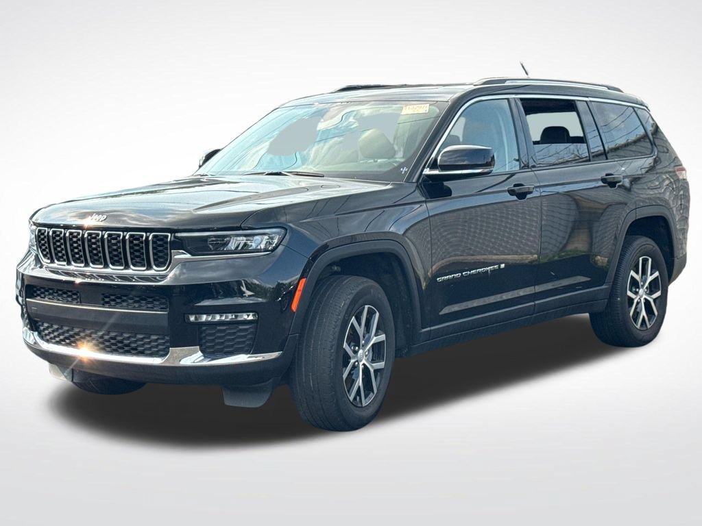 Used 2023 Jeep Grand Cherokee L Limited AWD/4WD image 6