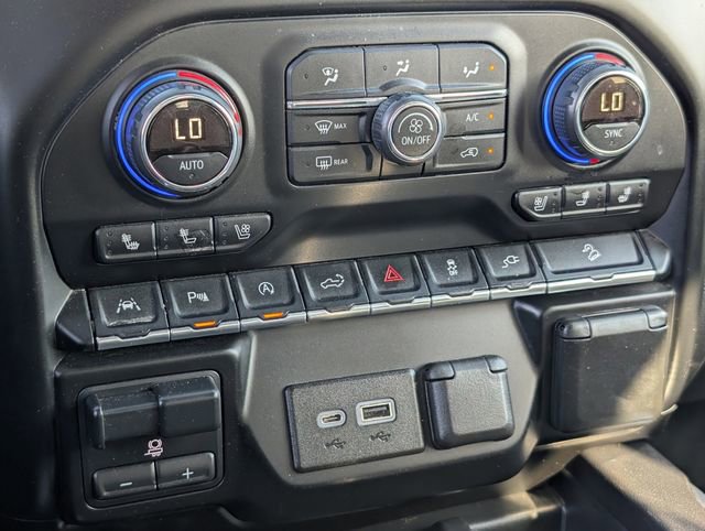 Used 2019 Chevrolet Silverado 1500 LTZ w/ LTZ Premium Package image 19