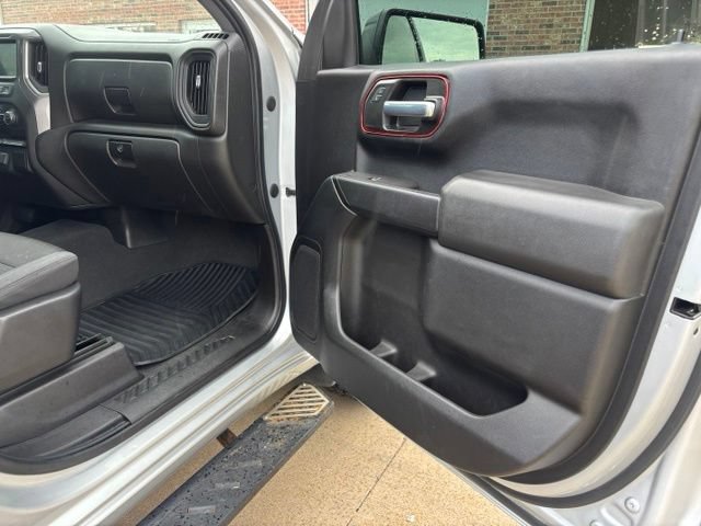 Used 2021 Chevrolet Silverado 1500 Custom Trail Boss AWD/4WD image 21