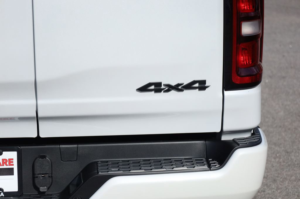 Used 2026 RAM 1500 Laramie w/ Night Edition image 22