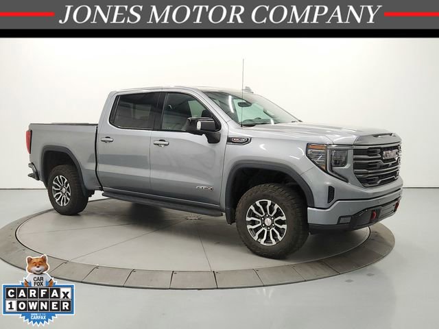 Used 2023 GMC Sierra 1500 AT4 w/ Technology Package AWD/4WD image 1