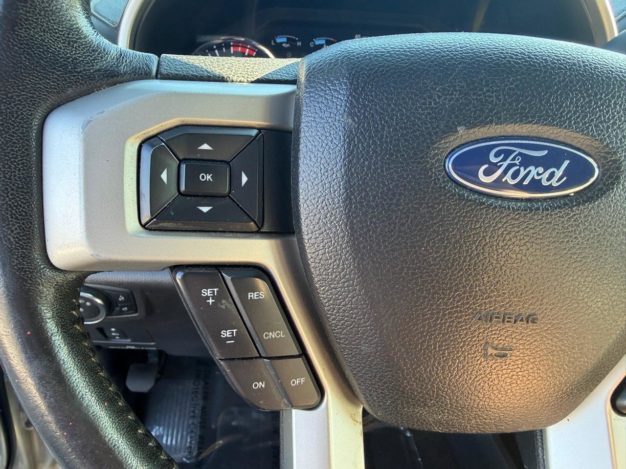 Used 2017 Ford F250 Lariat w/ Chrome Package AWD/4WD image 30