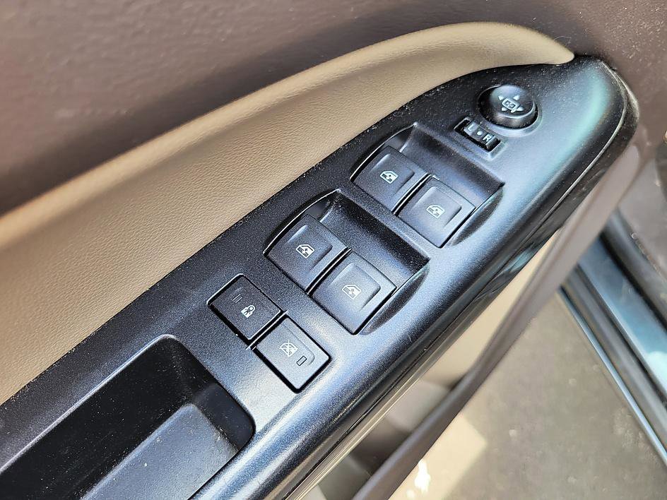 Used 2019 GMC Canyon SLE w/ Elevation Edition image 10