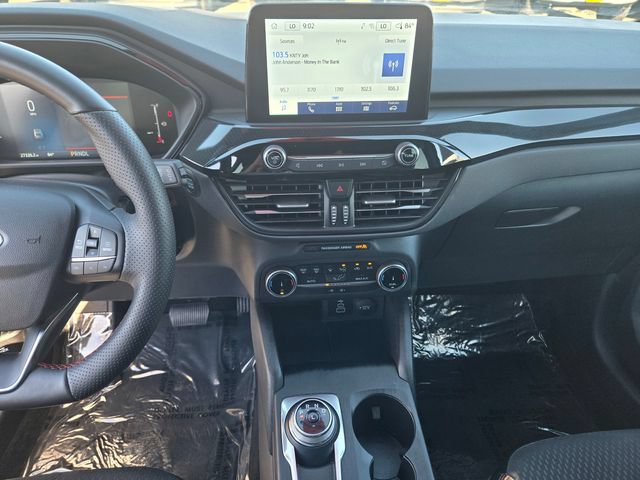Used 2025 Ford Escape ST-Line AWD/4WD image 15