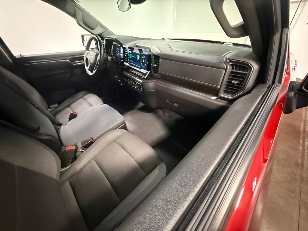 Used 2023 Chevrolet Silverado 1500 LT AWD/4WD image 61