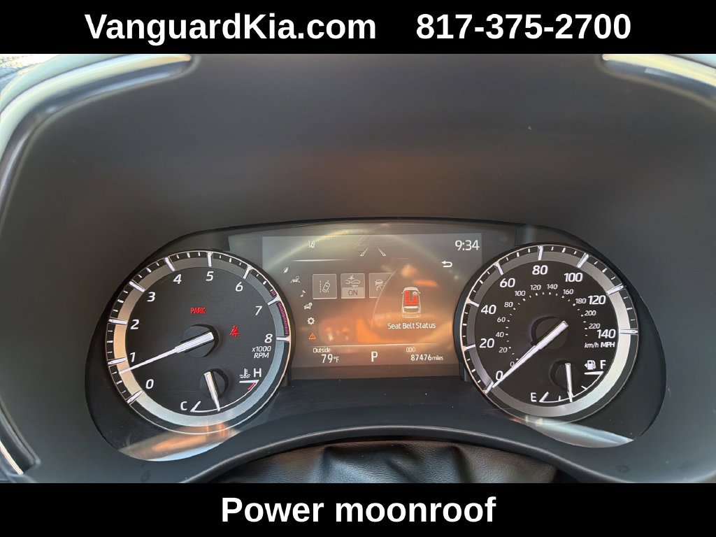 Used 2021 Toyota Highlander Limited FWD image 11