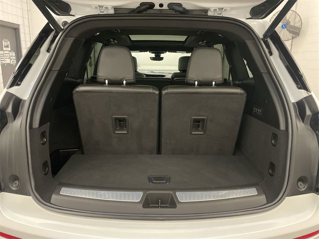 Used 2023 Cadillac XT6 Sport image 21