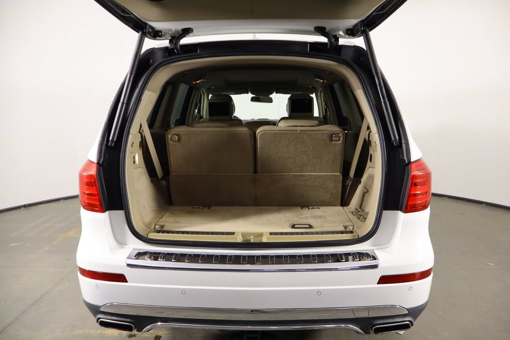 Used 2014 Mercedes-Benz GL 450 4MATIC image 11