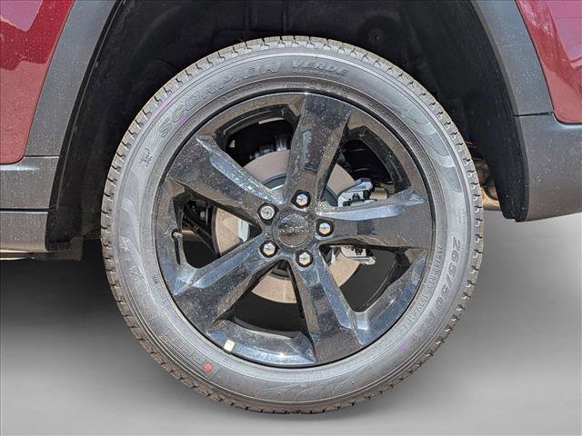 New 2026 Jeep Grand Cherokee Limited w/ Limited Altitude Package AWD/4WD image 10