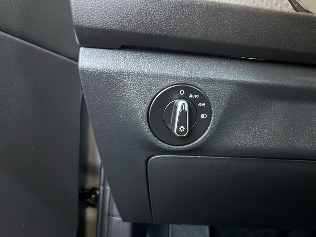 Used 2022 Volkswagen Jetta S image 15